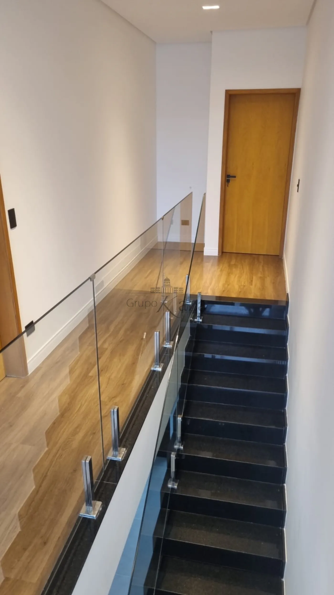 Foto 20 de Casa Sobrado em Portal dos Pássaros, São José dos Campos - imagem 20