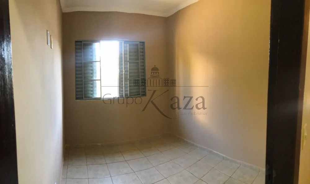 Foto 3 de Casa Padrão em Jardim Torrão de Ouro, São José dos Campos - imagem 3 Foto 3 de Casa Padrão em Jardim Torrão de Ouro, São José dos Campos - imagem 3