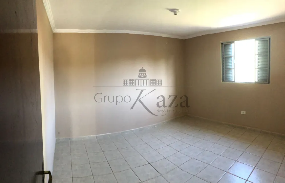 Foto 4 de Casa Padrão em Jardim Torrão de Ouro, São José dos Campos - imagem 4