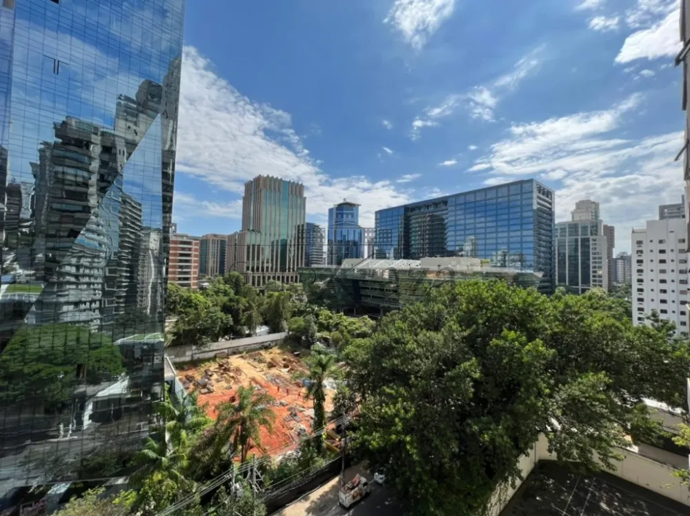 Foto 9 de Apartamento Padrão em Itaim Bibi, São Paulo - imagem 9