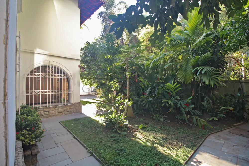 Foto 21 de Casa De Rua Fechada em Jardim América, São Paulo - imagem 21