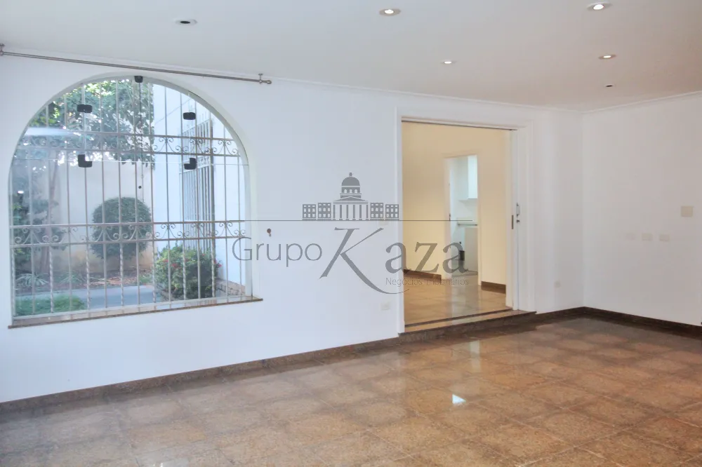 Foto 2 de Casa De Rua Fechada em Jardim América, São Paulo - imagem 2