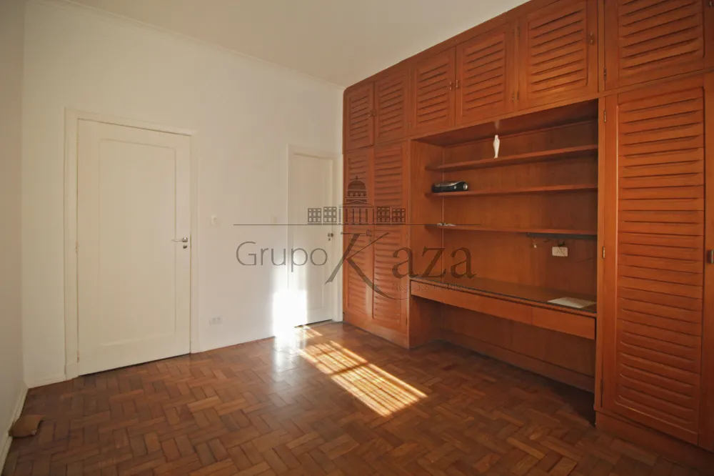 Foto 17 de Casa De Rua Fechada em Jardim América, São Paulo - imagem 17