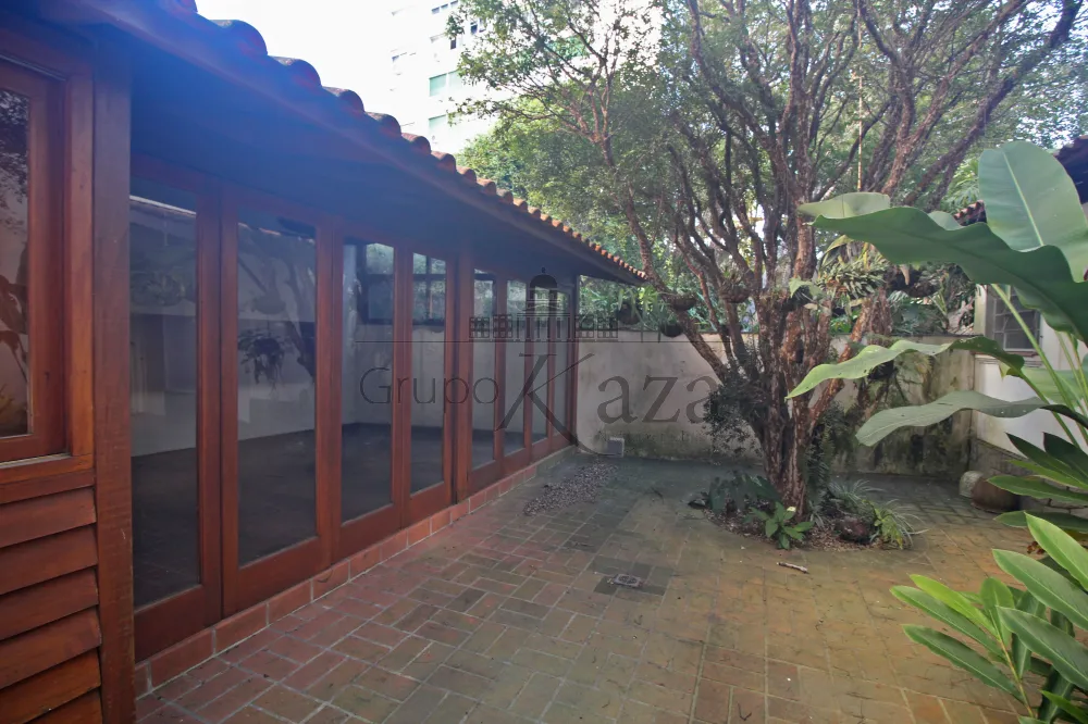 Foto 28 de Casa De Rua Fechada em Jardim América, São Paulo - imagem 28