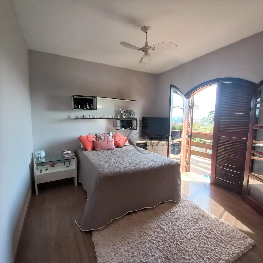 Foto 14 de Casa Padrão em Jardim das Indústrias, São José dos Campos - imagem 14