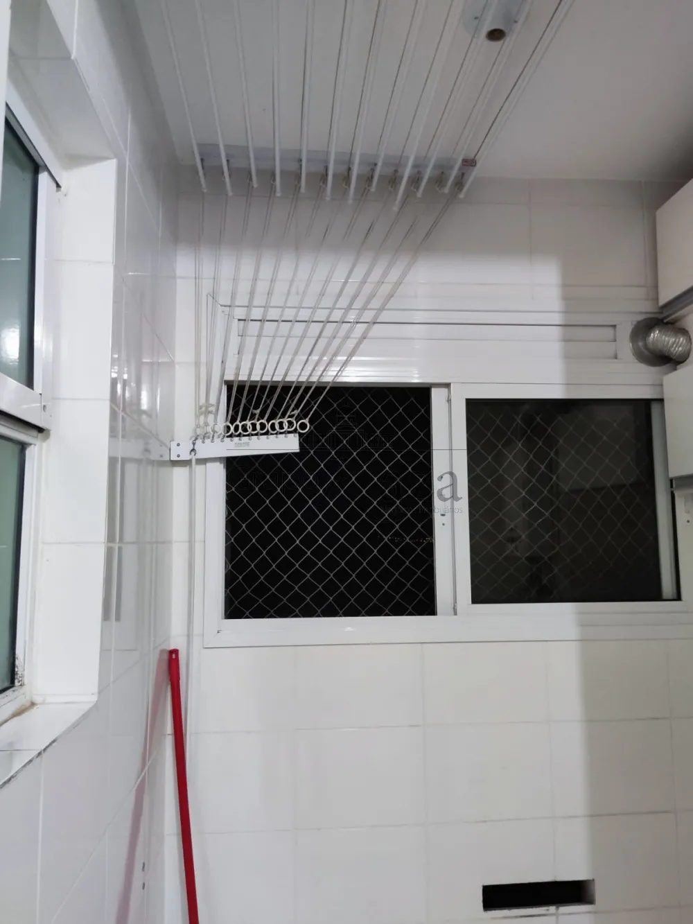 Foto 8 de Apartamento Padrão em Jardim Copacabana, São José dos Campos - imagem 8