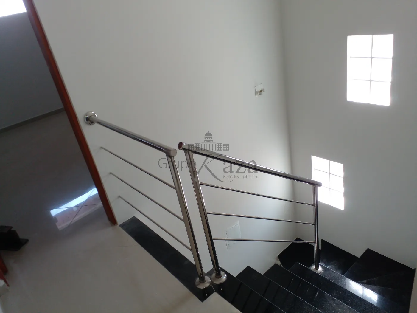 Foto 3 de Casa Sobrado em Vila Indústrial, São José dos Campos - imagem 3