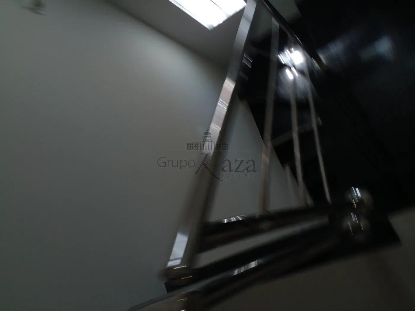 Foto 5 de Casa Sobrado em Vila Indústrial, São José dos Campos - imagem 5