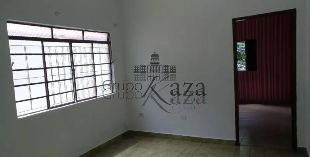 Foto 1 de Casa Padrão em Jardim Nova Detroit, São José dos Campos - imagem 1