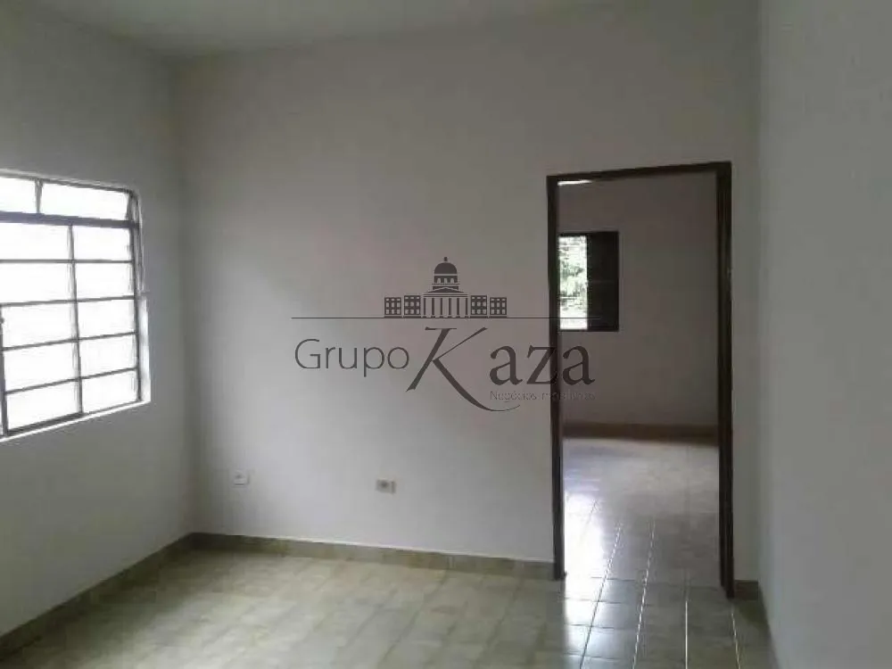 Foto 2 de Casa Padrão em Jardim Nova Detroit, São José dos Campos - imagem 2