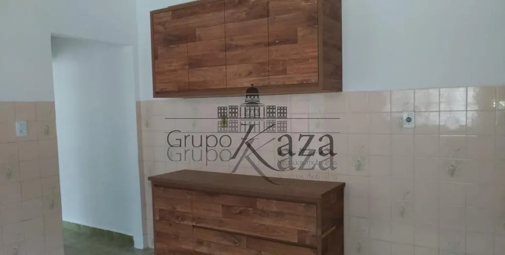 Foto 5 de Casa Padrão em Jardim Nova Detroit, São José dos Campos - imagem 5