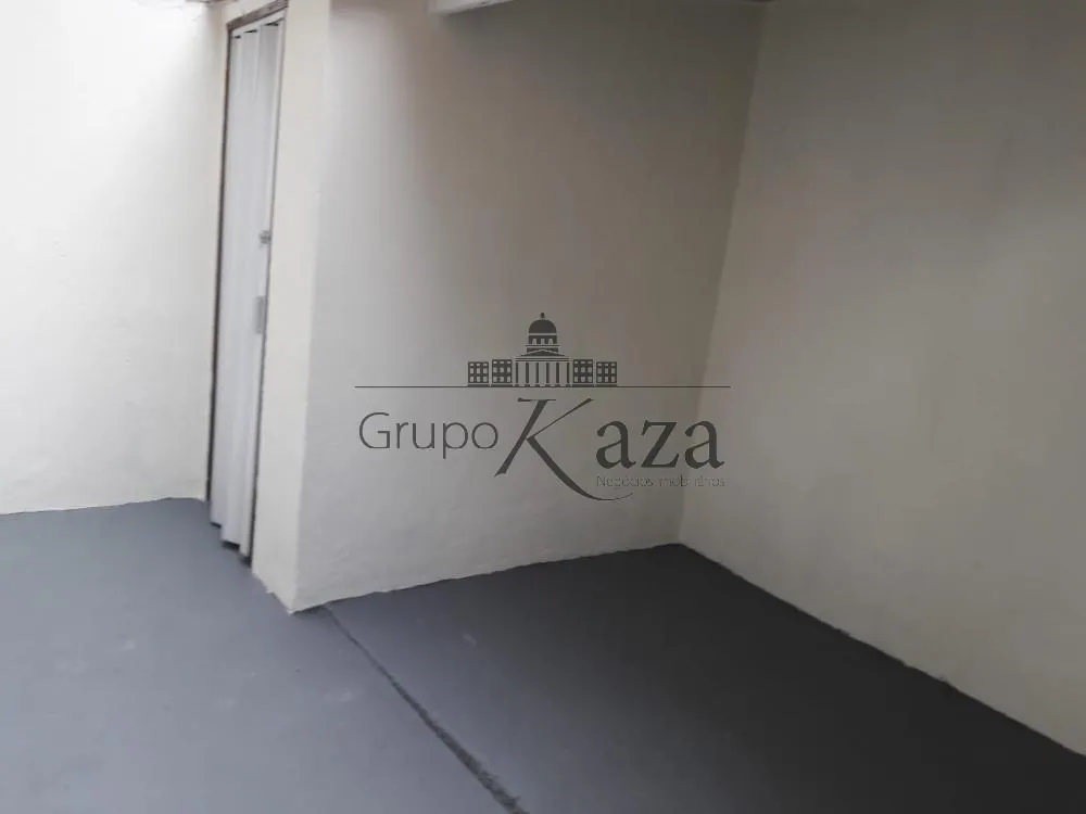 Foto 15 de Casa Padrão em Jardim Nova Detroit, São José dos Campos - imagem 15