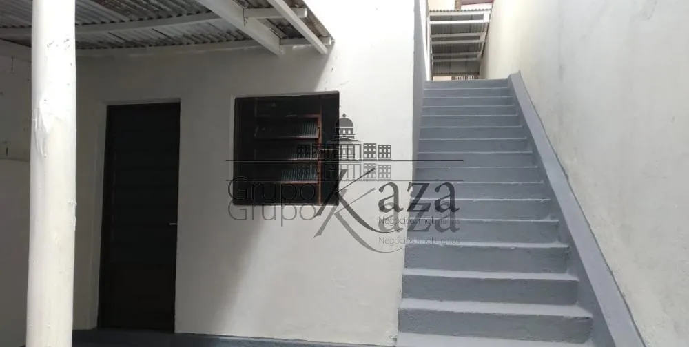 Foto 18 de Casa Padrão em Jardim Nova Detroit, São José dos Campos - imagem 18