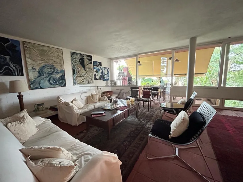 Foto 1 de Casa Padrão em Morumbi, São Paulo - imagem 1