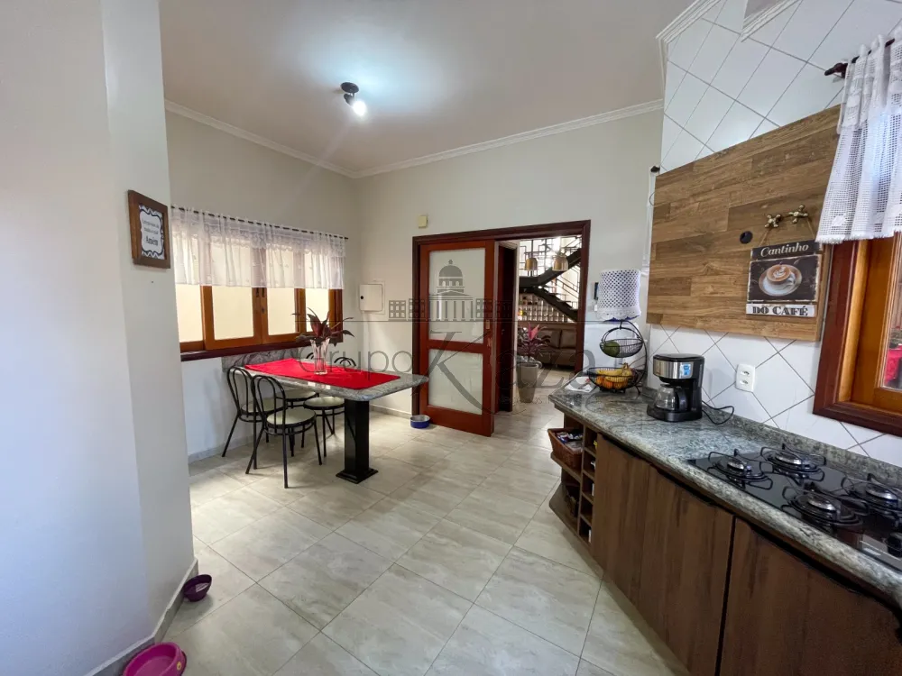 Foto 8 de Casa Condomínio em Jardim Aquarius, São José dos Campos - imagem 8