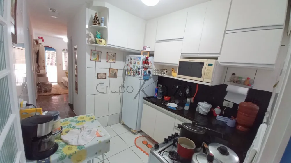 Foto 6 de Casa Térrea em Vila Monterrey, São José dos Campos - imagem 6