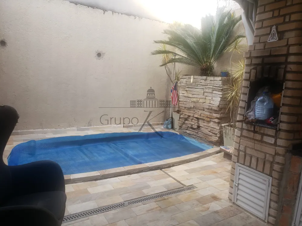 Foto 16 de Casa Sobrado em Residencial Altos do Bosque, São José dos Campos - imagem 16
