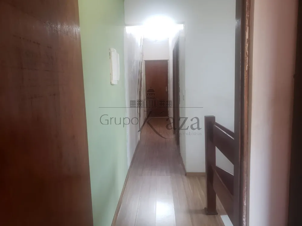 Foto 10 de Casa Sobrado em Residencial Altos do Bosque, São José dos Campos - imagem 10