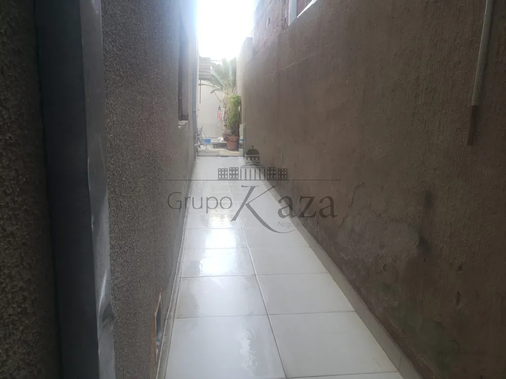 Foto 15 de Casa Sobrado em Residencial Altos do Bosque, São José dos Campos - imagem 15