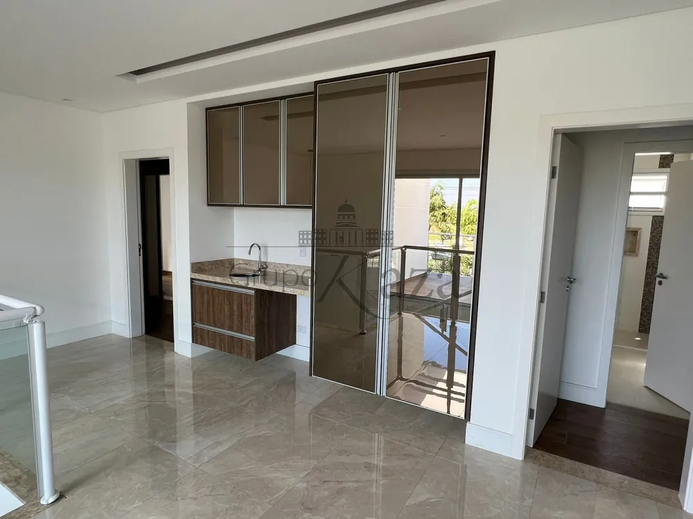 Foto 33 de Casa Condomínio em Jardim do Golfe, São José dos Campos - imagem 33