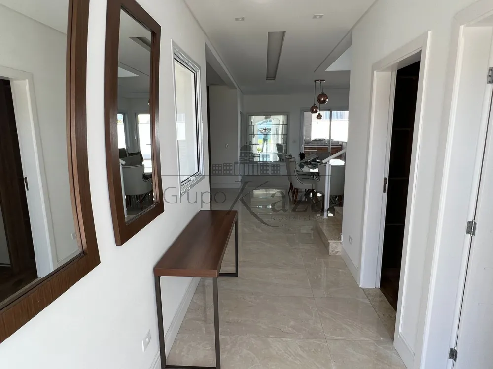 Foto 16 de Casa Condomínio em Jardim do Golfe, São José dos Campos - imagem 16