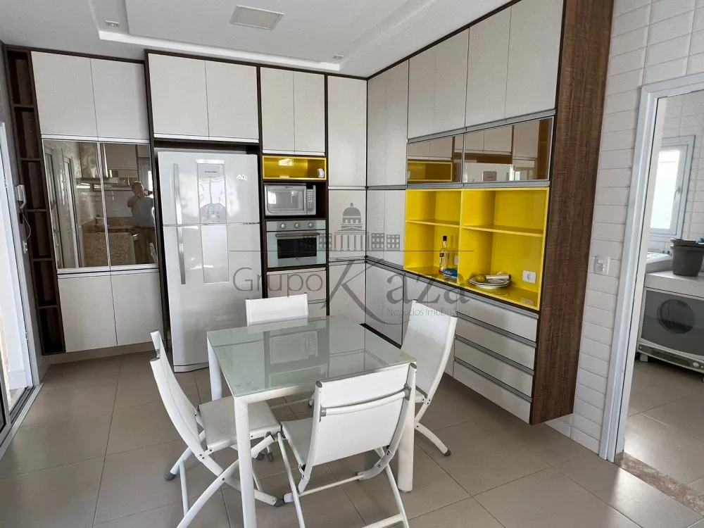 Foto 10 de Casa Condomínio em Jardim do Golfe, São José dos Campos - imagem 10