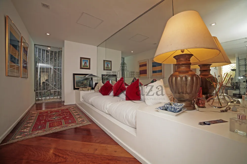 Foto 19 de Casa Sobrado em Alto de Pinheiros, São Paulo - imagem 19