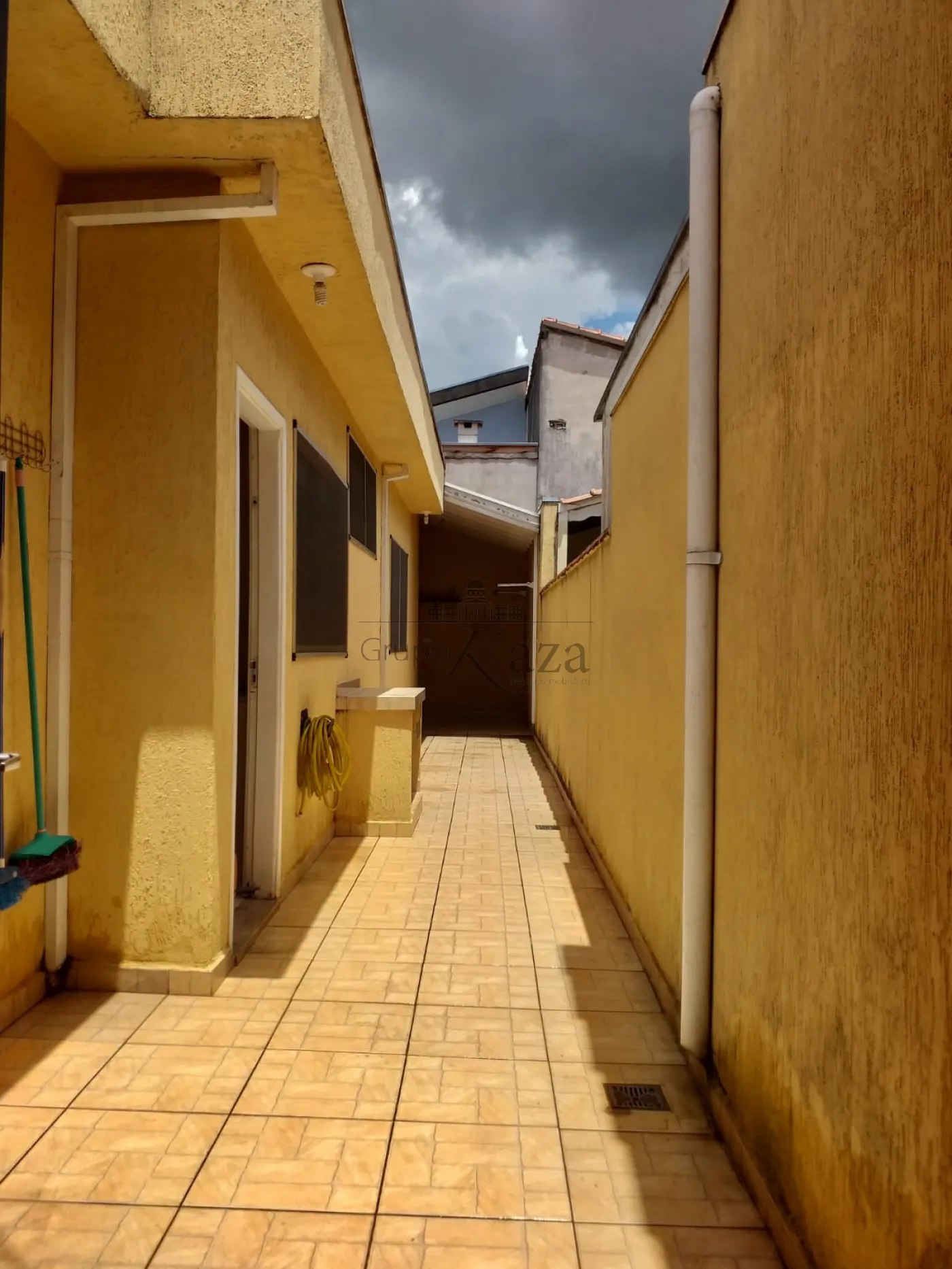 Foto 11 de Casa Geminada em Santa Cruz dos Lázaros, Jacareí - imagem 11
