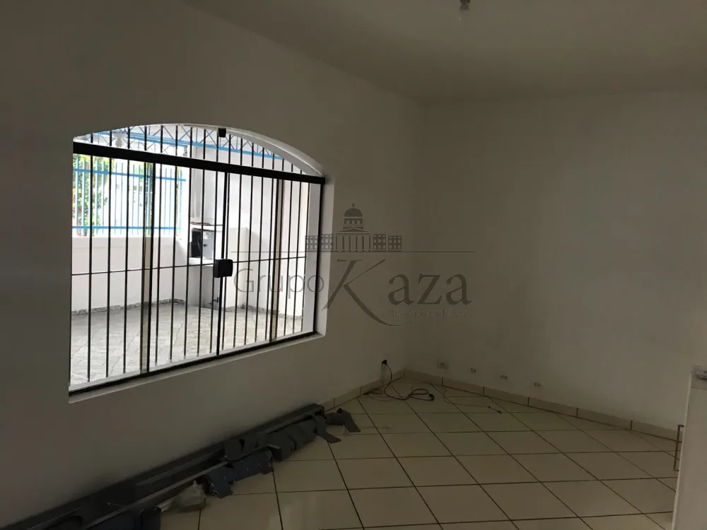 Foto 13 de Casa Padrão em Jardim Motorama, São José dos Campos - imagem 13