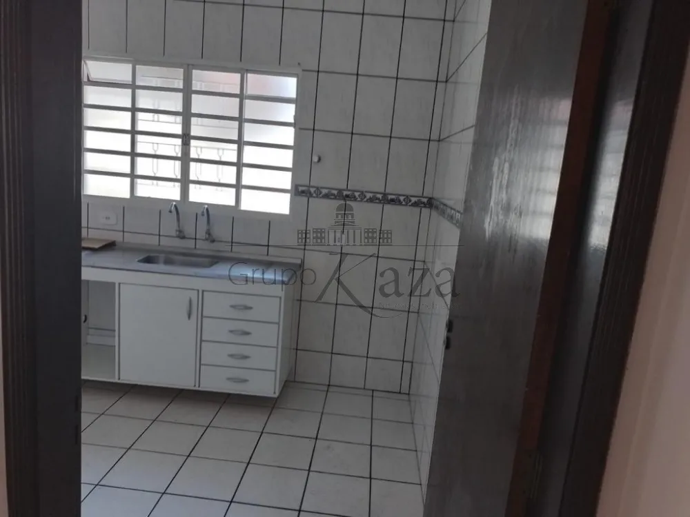 Foto 4 de Casa Padrão em Jardim Altos de Santana II, Jacareí - imagem 4
