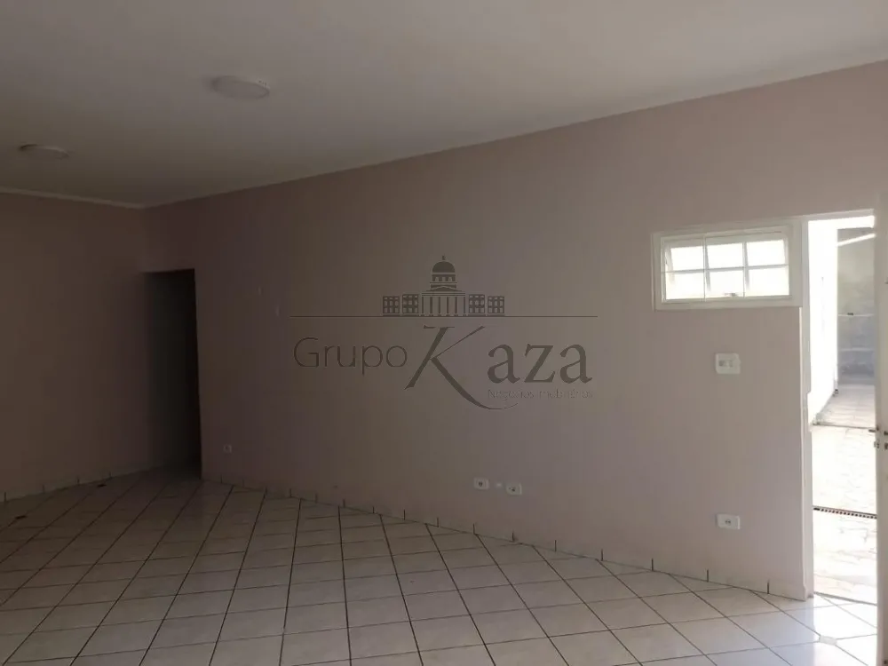 Foto 2 de Casa Padrão em Jardim Altos de Santana II, Jacareí - imagem 2