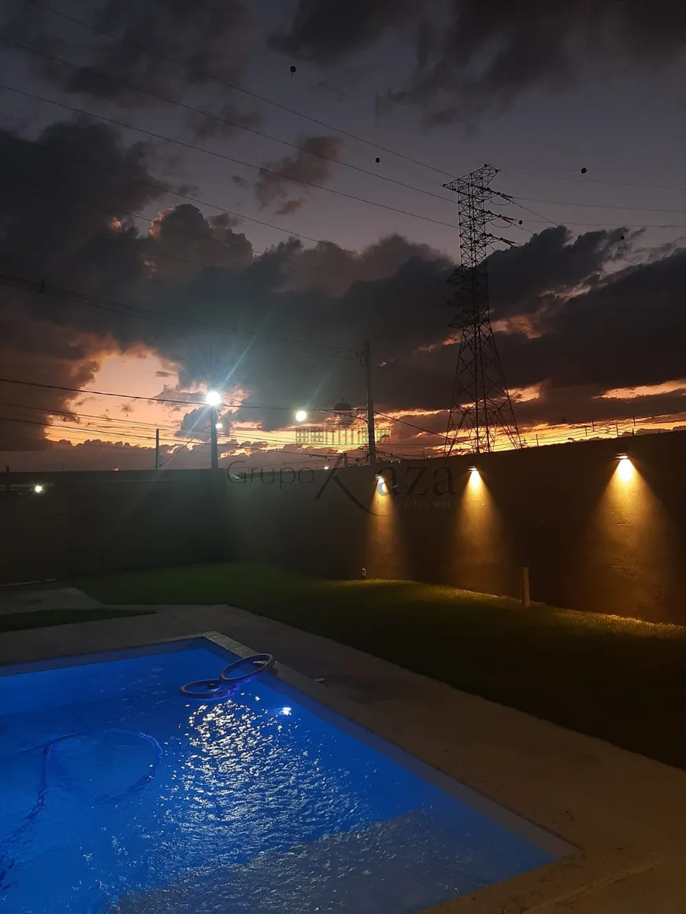 Foto 9 de Casa Comercial  Residencial em Jardim Santa Júlia, São José dos Campos - imagem 9