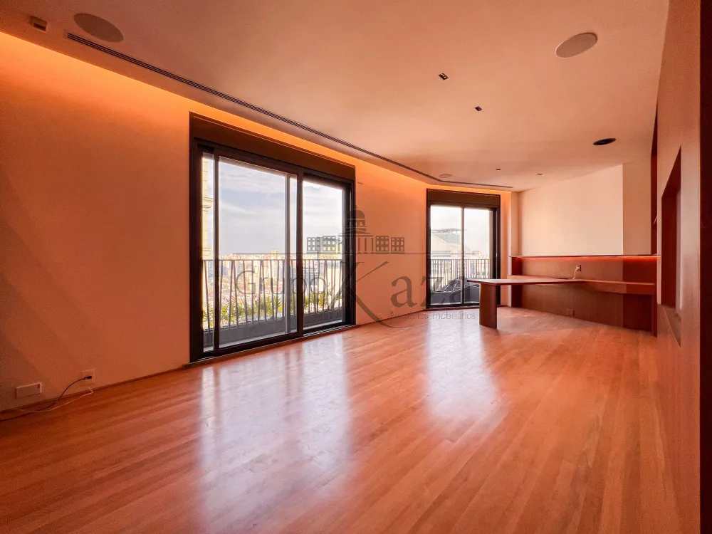 Foto 1 de Apartamento Cobertura Duplex em Itaim Bibi, São Paulo - imagem 1