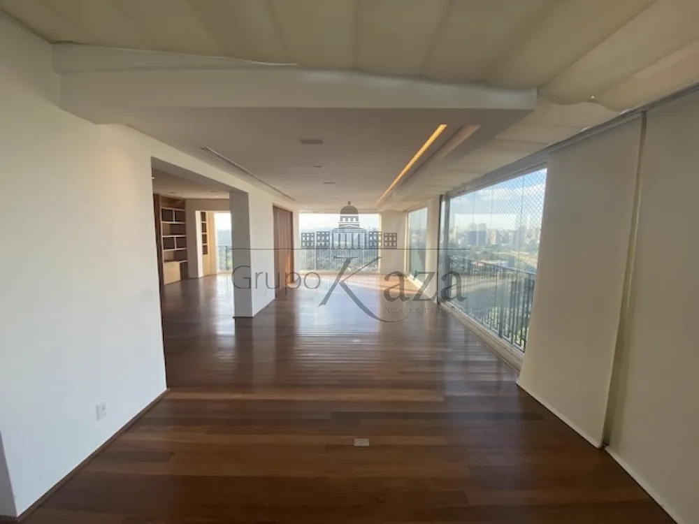 Foto 2 de Apartamento Padrão em Cidade Jardim, São Paulo - imagem 2 Foto 2 de Apartamento Padrão em Cidade Jardim, São Paulo - imagem 2