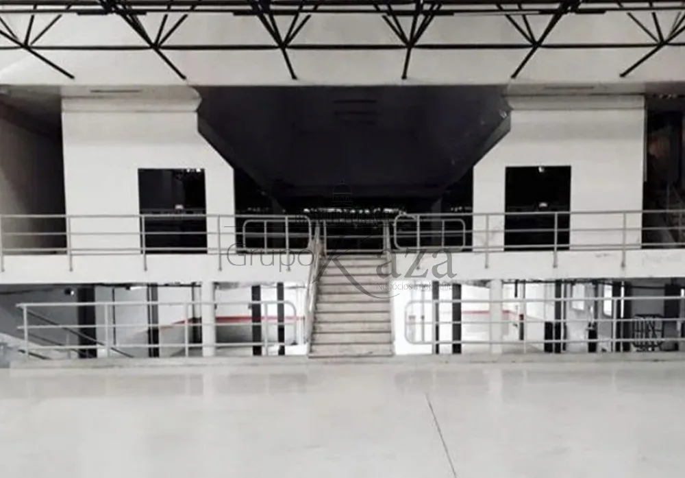 Foto 2 de Comercial Galpão em Lapa, São Paulo - imagem 2 Foto 2 de Comercial Galpão em Lapa, São Paulo - imagem 2
