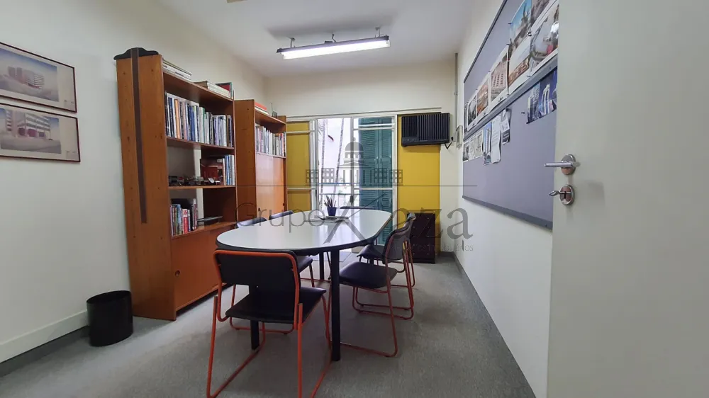 Sala de Reunião 1