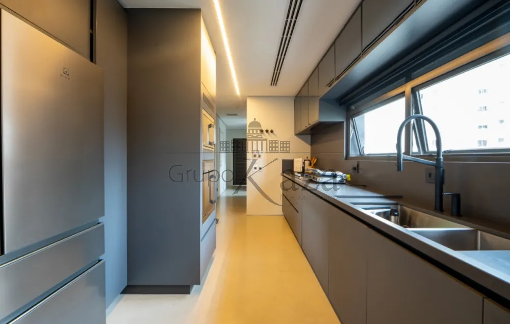 Foto 7 de Apartamento Padrão em Itaim Bibi, São Paulo - imagem 7