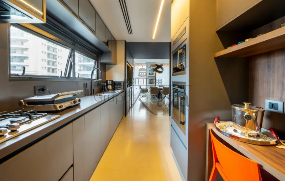 Foto 8 de Apartamento Padrão em Itaim Bibi, São Paulo - imagem 8