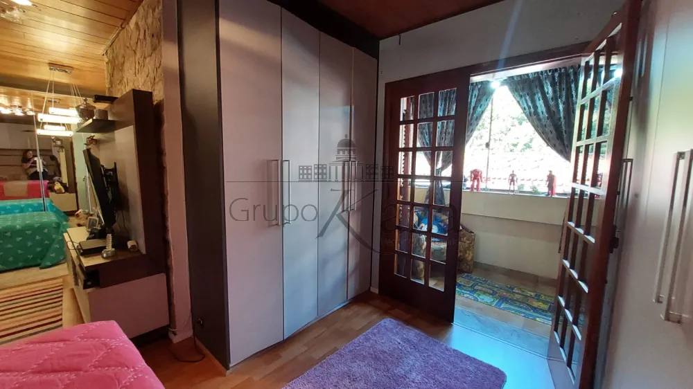 Foto 17 de Casa Condomínio em Jardim das Colinas, São José dos Campos - imagem 17