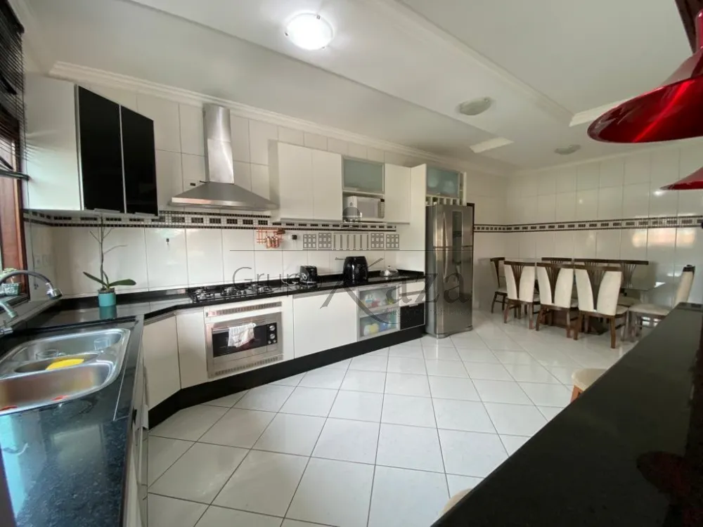 Foto 11 de Casa Comercial  Residencial em Jardim Uirá, São José dos Campos - imagem 11