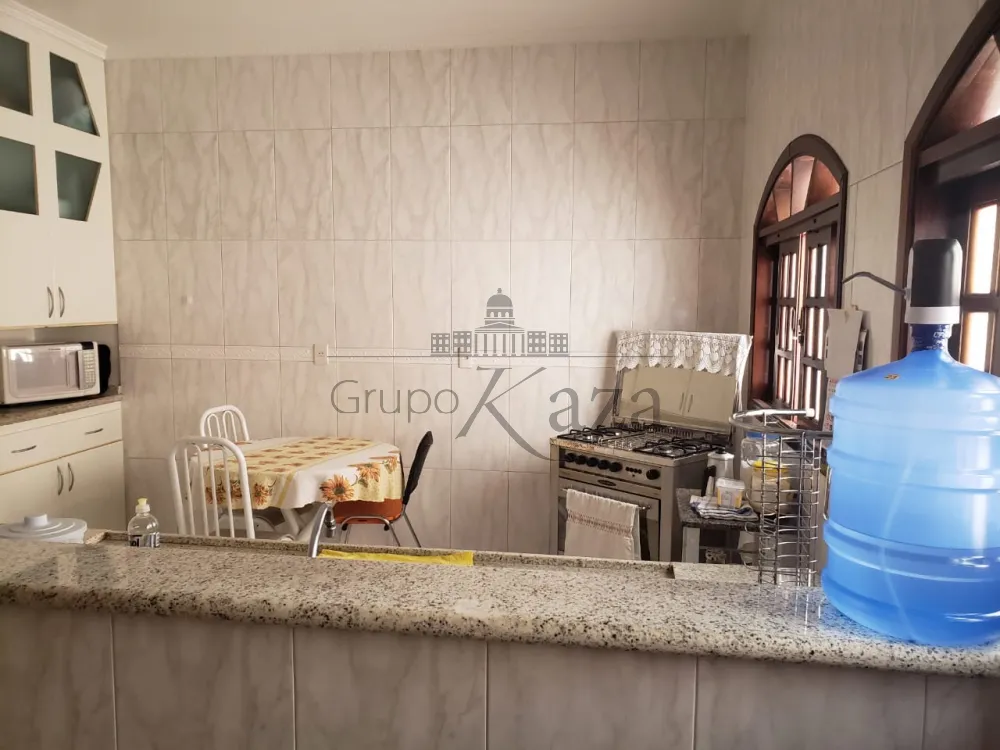 Foto 6 de Casa Padrão em Residencial Bosque dos Ipês, São José dos Campos - imagem 6