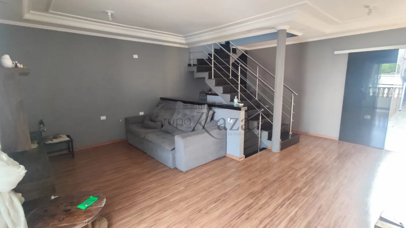 Foto 2 de Casa Padrão em Jardim Colonial, São José dos Campos - imagem 2