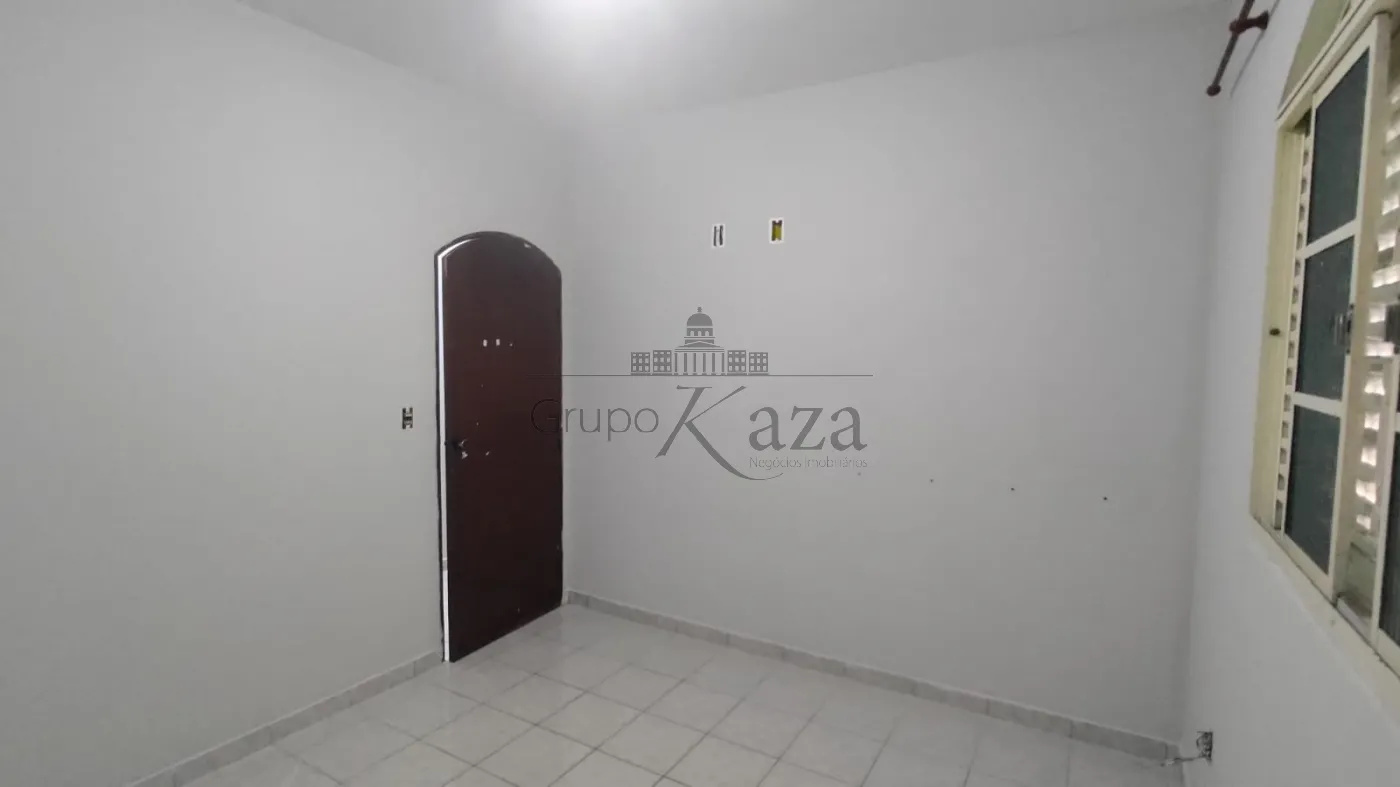 Foto 15 de Casa Padrão em Jardim Colonial, São José dos Campos - imagem 15
