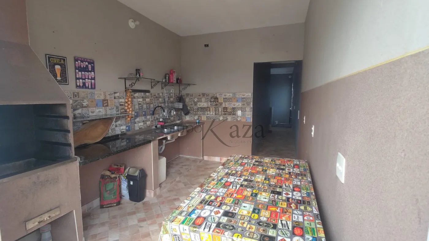 Foto 20 de Casa Padrão em Jardim Colonial, São José dos Campos - imagem 20