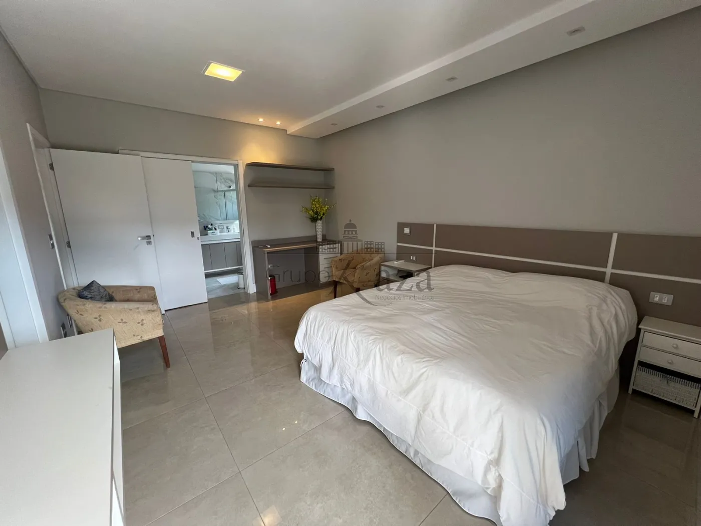 Foto 25 de Casa Condomínio em Jardim do Golfe, São José dos Campos - imagem 25