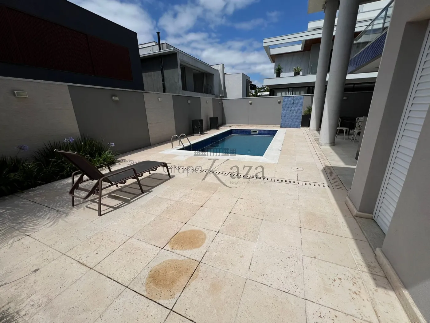 Foto 37 de Casa Condomínio em Jardim do Golfe, São José dos Campos - imagem 37