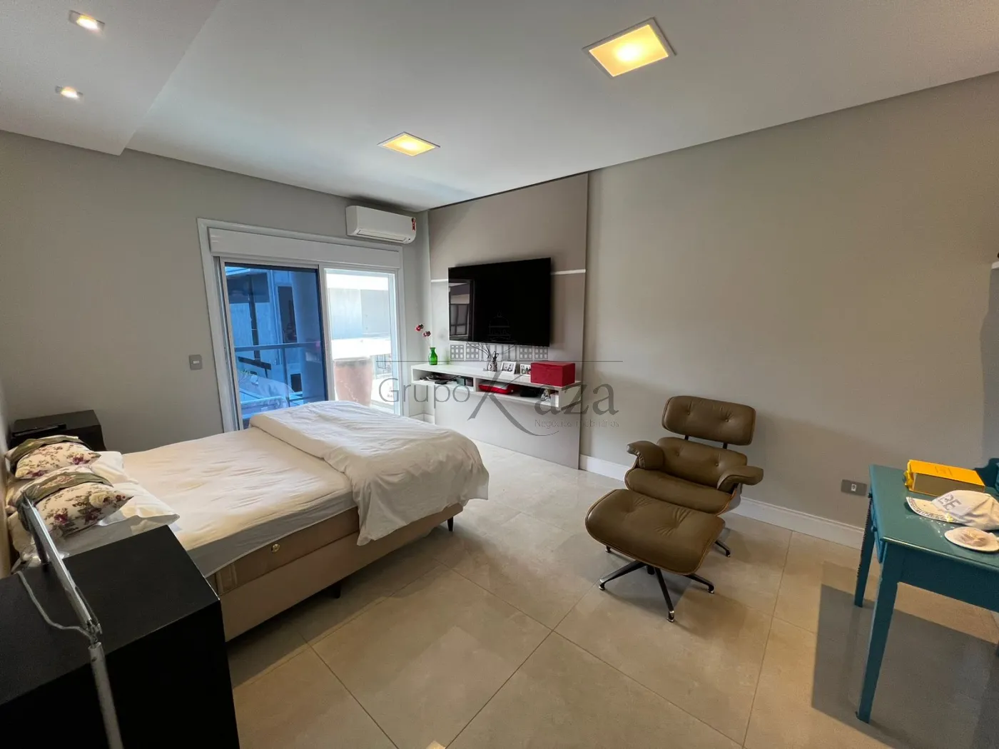 Foto 15 de Casa Condomínio em Jardim do Golfe, São José dos Campos - imagem 15