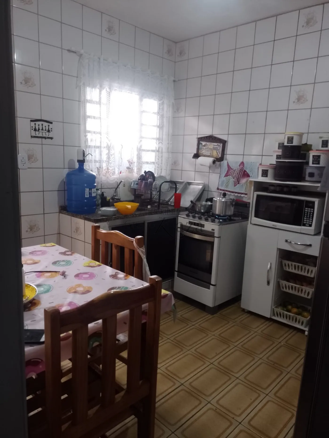 Foto 2 de Casa Padrão em Conjunto Residencial Galo Branco, São José dos Campos - imagem 2