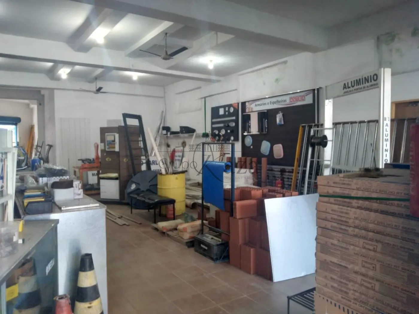Foto 1 de Comercial Ponto Comercial em Jardim Imperial, São José dos Campos - imagem 1