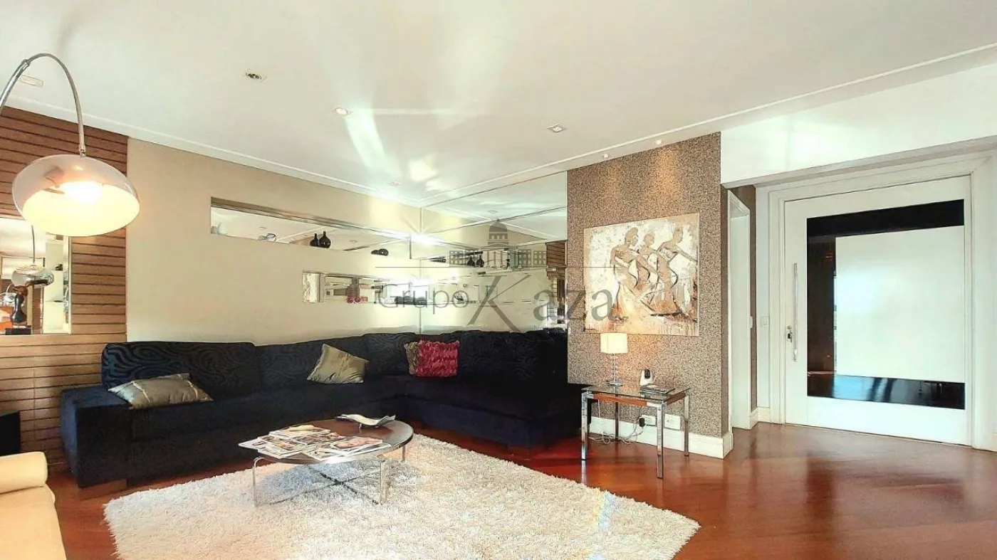 Foto 1 de Apartamento Padrão em Vila Uberabinha, São Paulo - imagem 1